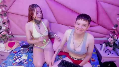 Beata And SofI online show from 01.10.25