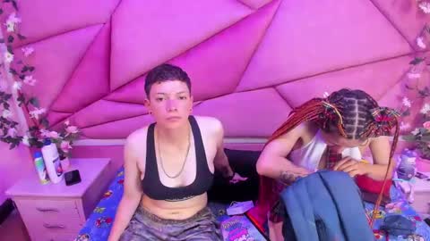 Beata And SofI online show from 01.17.25