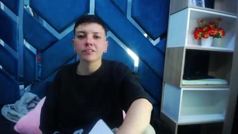 Snapshot of beata_johns chatting on 09.19.25 beata_johns online show from 09.19.25