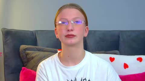 Beatrice online show from 03.25.26