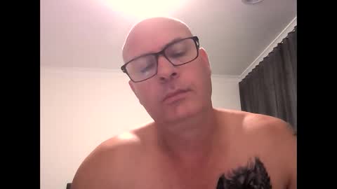 Snapshot of beatsboy87 chatting on 02.28.25 beatsboy87 online show from 02.28.25
