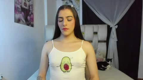 Snapshot of beautiful_doll888 chatting on 06.10.26 Valeria online show from 06.10.26