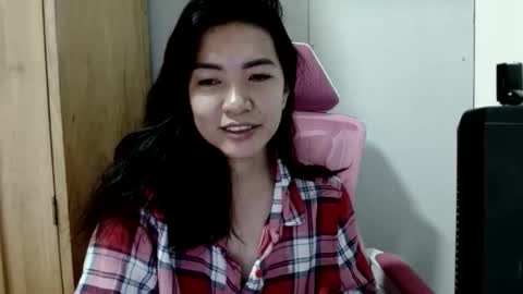 Snapshot of beautiful_sm1le chatting on 03.24.26 Smiley online show from 03.24.26