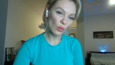 Snapshot of beautifulkollettee chatting on 01.16.25 Beautifulkollette online show from 01.16.25
