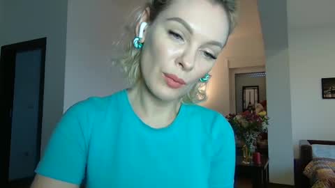 Snapshot of beautifulkollettee chatting on 01.20.25 Beautifulkollette online show from 01.20.25