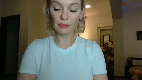 Snapshot of beautifulkollettee chatting on 01.20.25 Beautifulkollette online show from 01.20.25