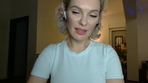 Snapshot of beautifulkollettee chatting on 01.21.25 Beautifulkollette online show from 01.21.25