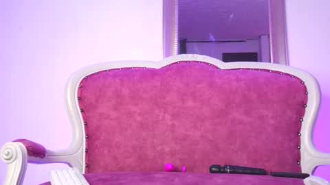 Snapshot of beauty_doll01 chatting on 06.27.26 Leydi online show from 06.27.26