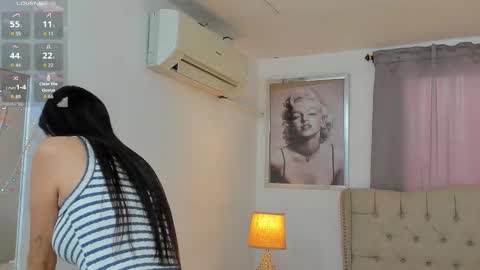 Snapshot of beautyari_ chatting on 03.14.26 Ariana Reyes online show from 03.14.26