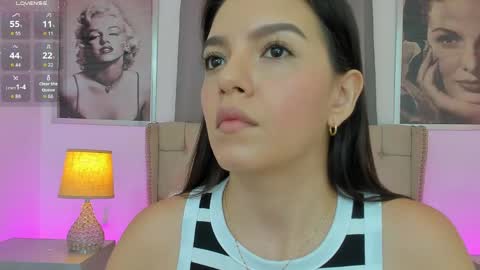 Snapshot of beautyari_ chatting on 05.16.26 Ariana Reyes online show from 05.16.26