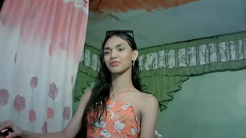 Snapshot of beautyhotasia123 chatting on 01.08.25 beautyhotasia123 online show from 01.08.25