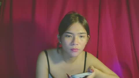 Snapshot of beautyqueen18x chatting on 04.09.26 beautyqueen18x online show from 04.09.26