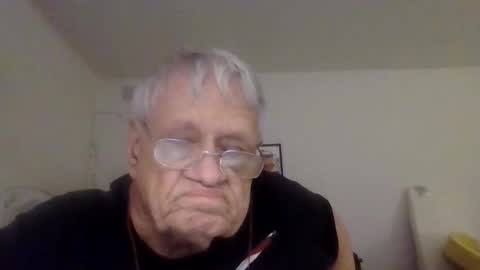 Snapshot of beautytomyeyes chatting on 02.19.25 beautytomyeyes online show from 02.19.25