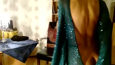 Snapshot of bebacksooon chatting on 03.08.25 Raluca online show from 03.08.25