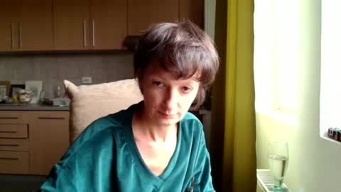 Snapshot of bebacksooon chatting on 09.26.25 Raluca online show from 09.26.25