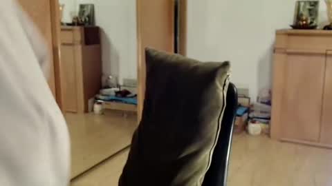 Raluca online show from 11.11.25