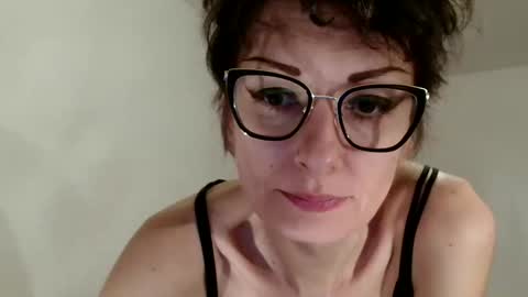 Snapshot of bebacksooon chatting on 03.15.26 Raluca online show from 03.15.26