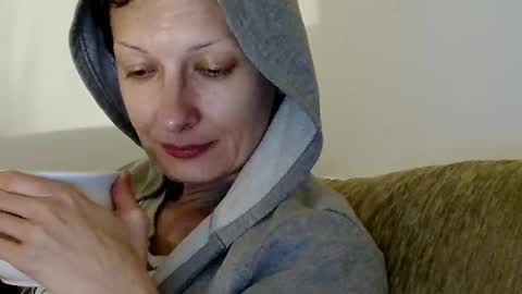 Snapshot of bebacksooon chatting on 04.02.26 Raluca online show from 04.02.26