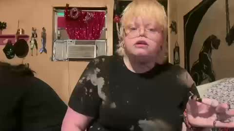 JohnJaneQPublic online show from 10.12.25