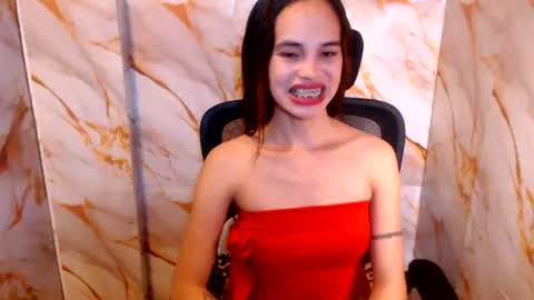 Snapshot of beccamiller22 chatting on 07.05.26 becca online show from 07.05.26