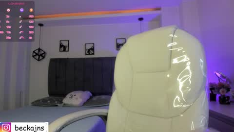 Marzhie online show from 10.22.25