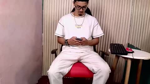 Snapshot of becker2_ chatting on 01.07.26 becker2_ online show from 01.07.26