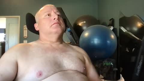 Snapshot of beckster040 chatting on 10.29.25 beckster online show from 10.29.25