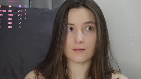 BeckyMartens come join me on    while im offline here  online show from 11.11.25