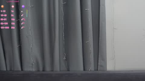 BeckyMartens come join me on    while im offline here  online show from 11.16.25