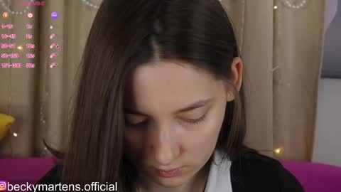 BeckyMartens come join me on    while im offline here  online show from 05.27.26