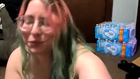 Snapshot of beeamonster chatting on 10.20.25 beeamonster online show from 10.20.25