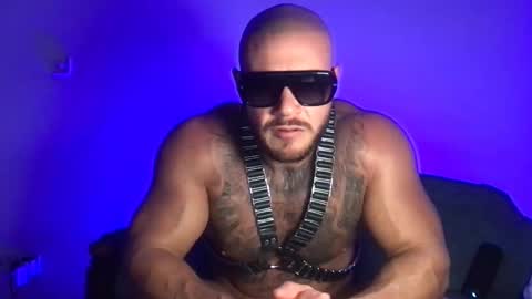 Snapshot of beefyandbald chatting on 02.25.26 beefyandbald online show from 02.25.26