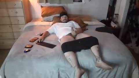 beefystick93 online show from 10.13.25