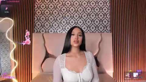 Snapshot of beella_tay1 chatting on 02.14.26 BELLA online show from 02.14.26