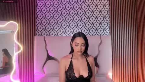 Snapshot of beella_tay1 chatting on 02.22.26 BELLA online show from 02.22.26