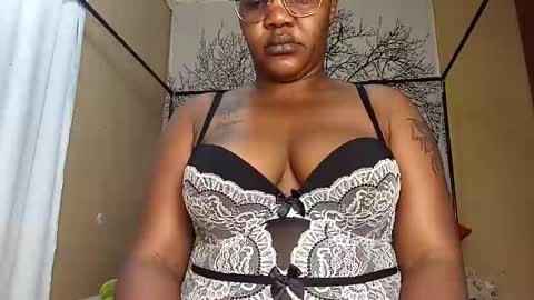 beencee2 online show from 01.14.25