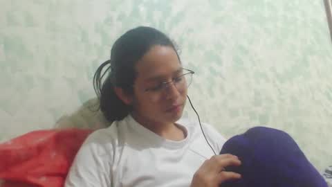 Snapshot of beentage chatting on 01.04.25 Alex online show from 01.04.25