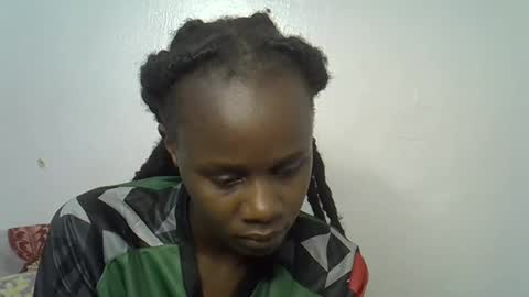 Snapshot of beeswee chatting on 01.05.25 beeswee online show from 01.05.25