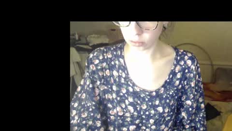 Snapshot of beettydream chatting on 02.15.25 BeettyDream online show from 02.15.25