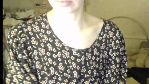 Snapshot of beettydream chatting on 02.25.25 BeettyDream online show from 02.25.25