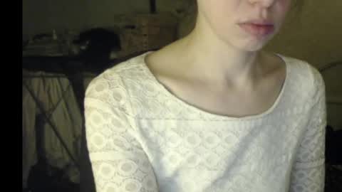 Snapshot of beettydream chatting on 03.11.25 BeettyDream online show from 03.11.25