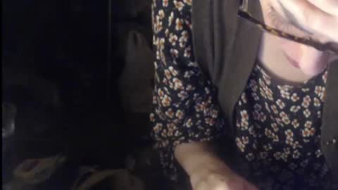 Snapshot of beettydream chatting on 10.23.25 BeettyDream online show from 10.23.25