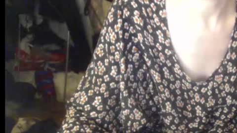 Snapshot of beettydream chatting on 10.30.25 BeettyDream online show from 10.30.25