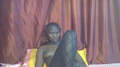 Snapshot of beib_love chatting on 02.26.26 beib_love online show from 02.26.26