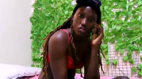 Snapshot of beib_love chatting on 05.19.26 beib_love online show from 05.19.26