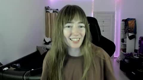 Snapshot of bekkareyes chatting on 01.11.26 bekka online show from 01.11.26