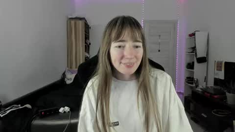 Lisa online show from 09.28.25