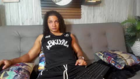 Snapshot of belamiramil chatting on 05.26.26 independent model online show from 05.26.26