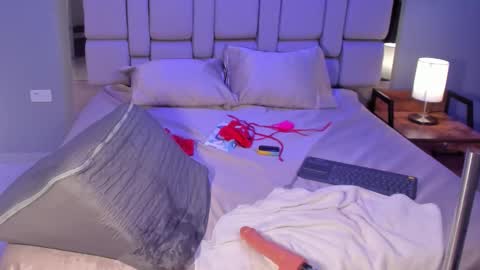 Bella online show from 03.12.26