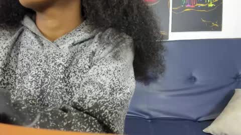 Snapshot of belen10 chatting on 02.17.26 Belen online show from 02.17.26